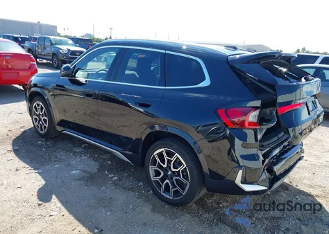2025 BMW X1 xDrive28I z USA, uszkodzony, nr VIN WBX73EF08S5384628